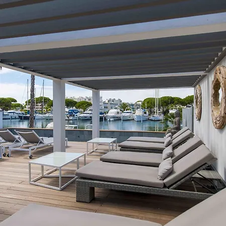 Le Spinaker Hotel Le Grau-du-Roi