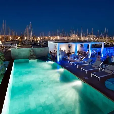 Hotel Le Spinaker 4*