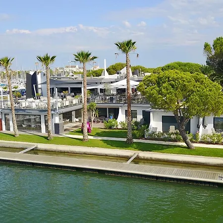 Le Spinaker Hotel 4*