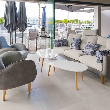 Le Spinaker Hotel